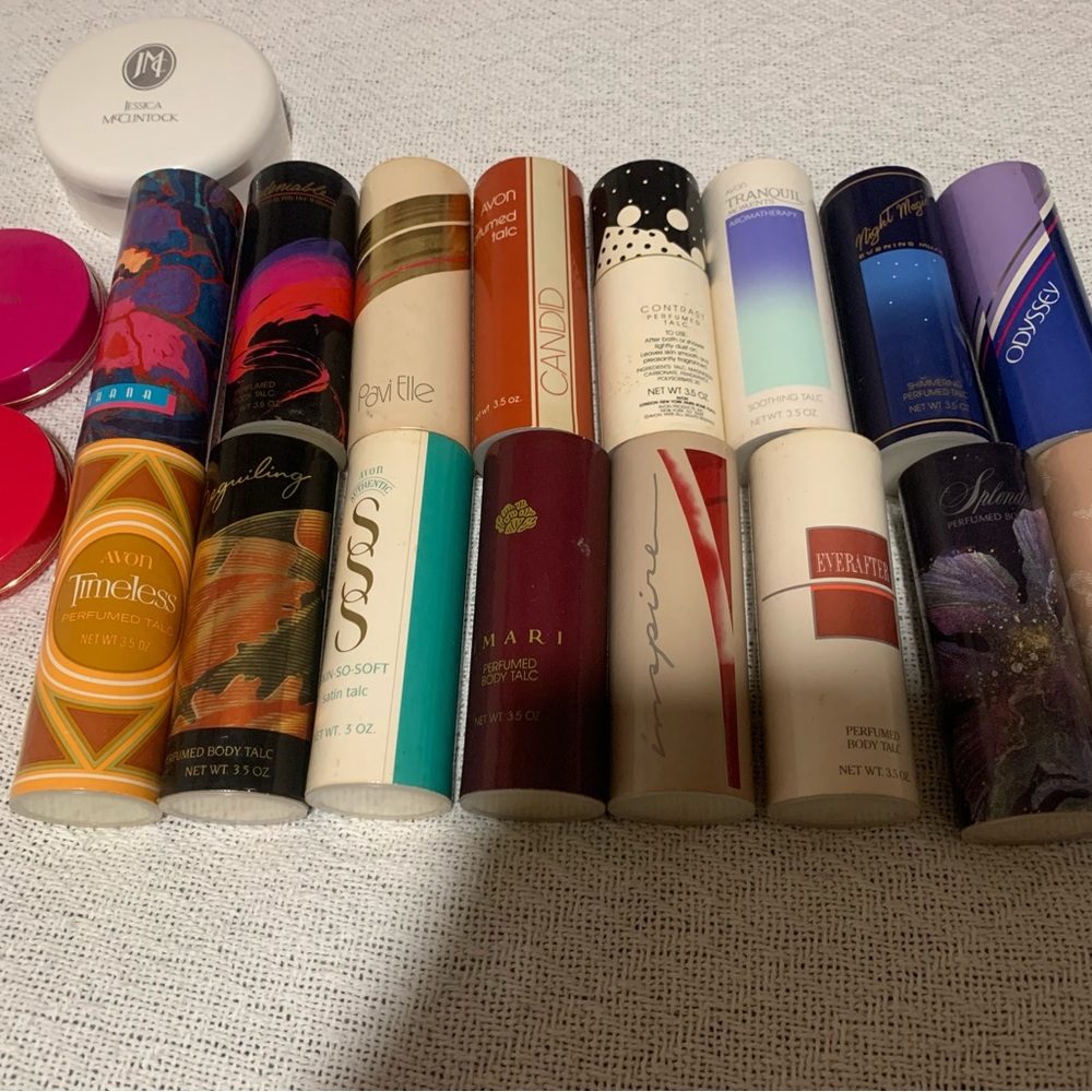 19 vintage body perfumed powders